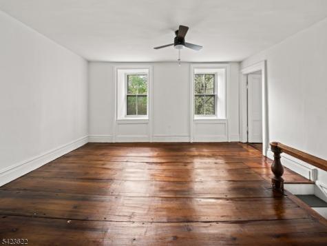 19 E Mill Road Washington NJ 07853