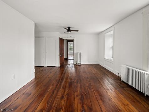 19 E Mill Road Washington NJ 07853