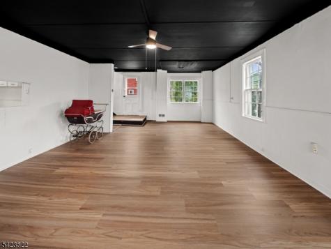 19 E Mill Road Washington NJ 07853