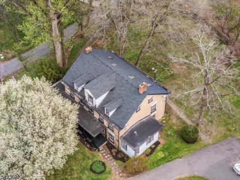 19 E Mill Road Washington NJ 07853