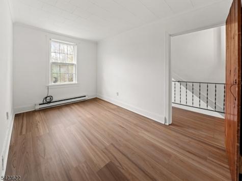 19 E Mill Road Washington NJ 07853