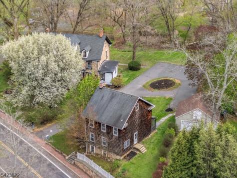 19 E Mill Road Washington NJ 07853