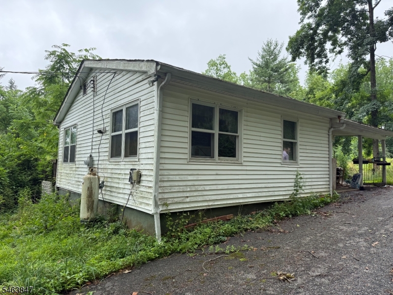 14 Landsdown Road Franklin NJ 08801