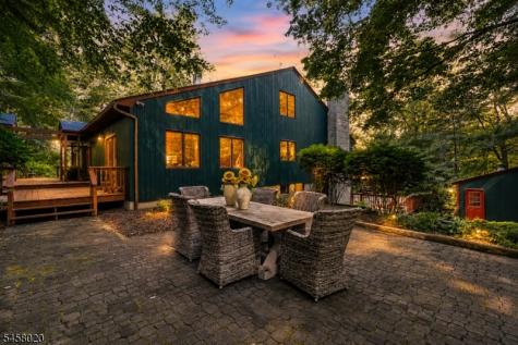 5 Apgar Way Tewksbury NJ 08833