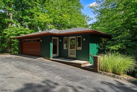 5 Apgar Way Tewksbury NJ 08833