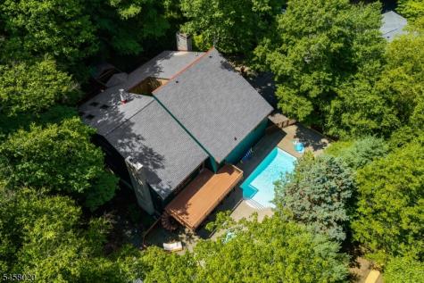 5 Apgar Way Tewksbury NJ 08833