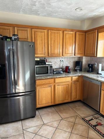 934 Monroe Avenue Elizabeth NJ 07208