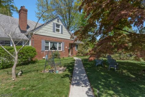 246 4TH Street Dunellen NJ 08812