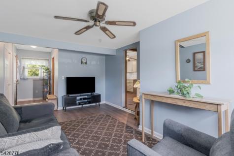 246 4TH Street Dunellen NJ 08812