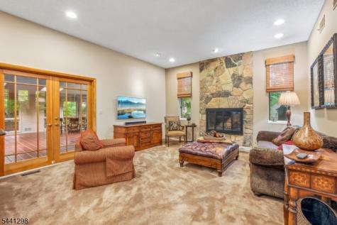 28 Tammy Hill Trail Randolph NJ 07869