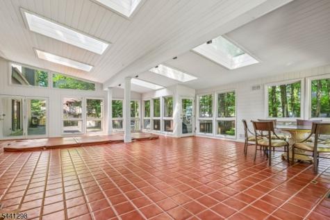 28 Tammy Hill Trail Randolph NJ 07869