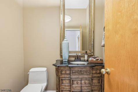 28 Tammy Hill Trail Randolph NJ 07869