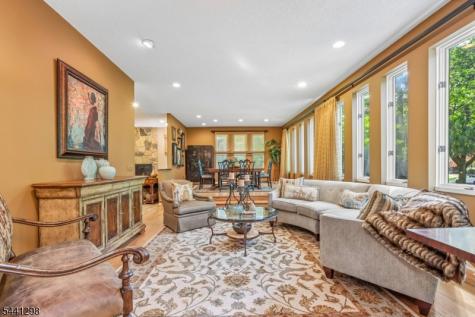 28 Tammy Hill Trail Randolph NJ 07869