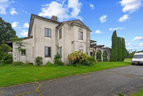 111 Cemetery Road Hope NJ 07825