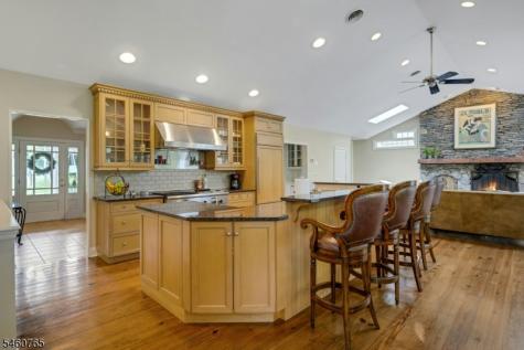 11 Schoolhouse Lane Mendham NJ 07960