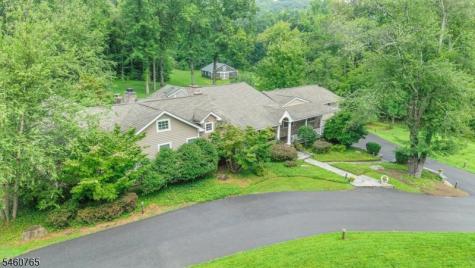11 Schoolhouse Lane Mendham NJ 07960