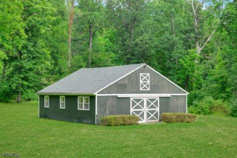 11 Schoolhouse Lane Mendham NJ 07960