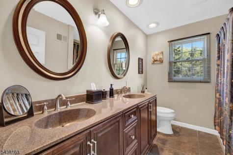 1 Bailiwick Drive Warren NJ 07059