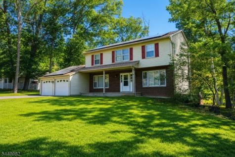 24 Woodland Terrace High Bridge NJ 08829