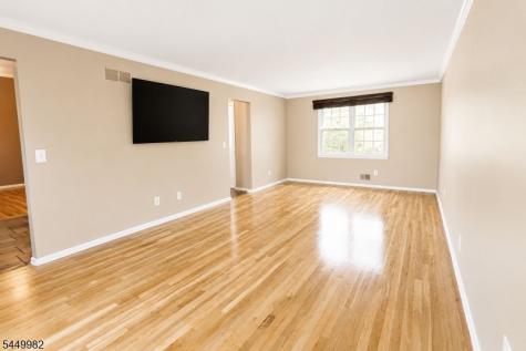 24 Woodland Terrace High Bridge NJ 08829