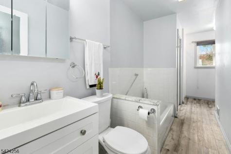 44 James Avenue Clark NJ 07066