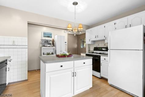 44 James Avenue Clark NJ 07066