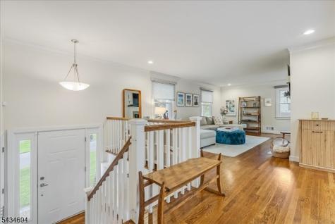 5 Persimmon Way Springfield NJ 07081