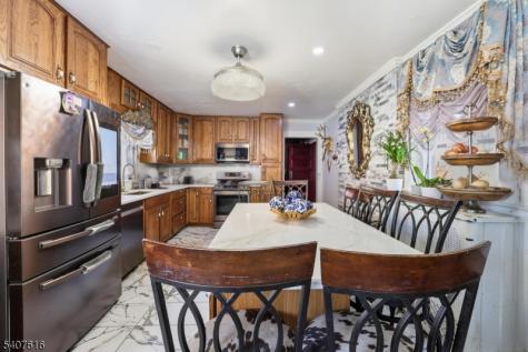 871 Colonia Road Elizabeth NJ 07208