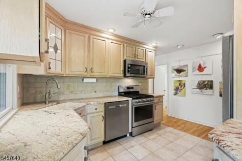 343 Sunset Road Pequannock NJ 07444