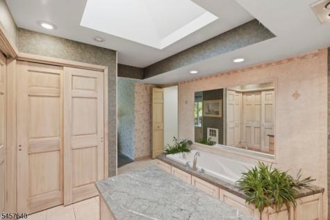 343 Sunset Road Pequannock NJ 07444