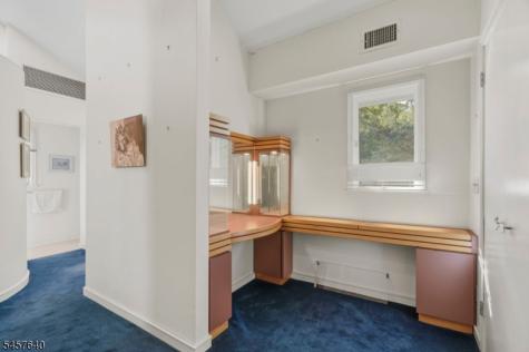 343 Sunset Road Pequannock NJ 07444