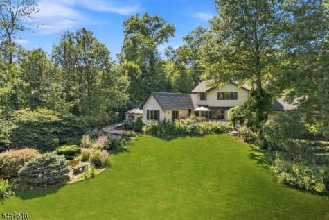 343 Sunset Road Pequannock NJ 07444
