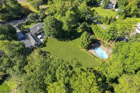 343 Sunset Road Pequannock NJ 07444