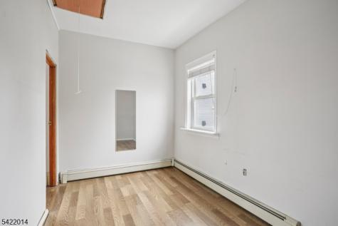 17 Emma Place Clifton NJ 07013