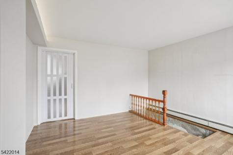 17 Emma Place Clifton NJ 07013
