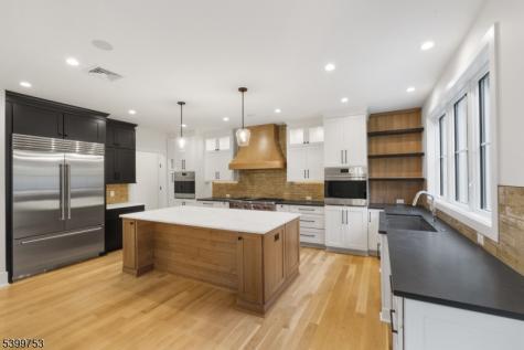 10 Twin Brooks Court Warren NJ 07059