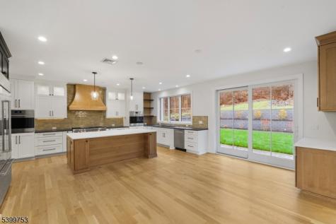 10 Twin Brooks Court Warren NJ 07059