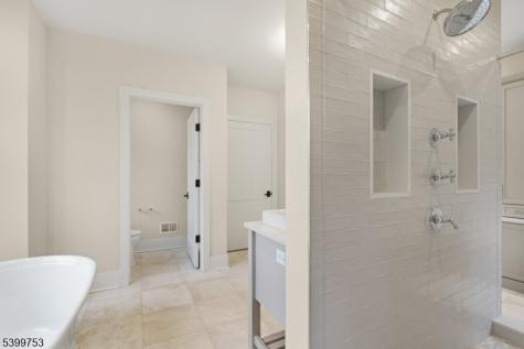 10 Twin Brooks Court Warren NJ 07059