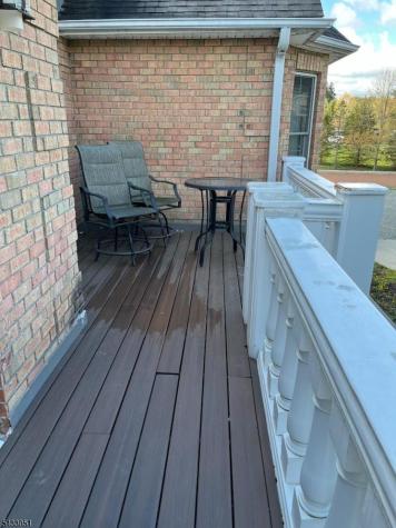 19 Violet Trail Lafayette NJ 07848