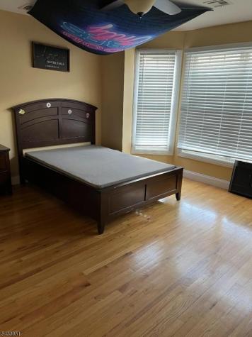 19 Violet Trail Lafayette NJ 07848