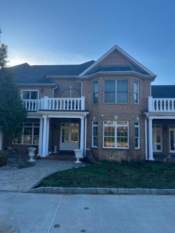 19 Violet Trail Lafayette NJ 07848
