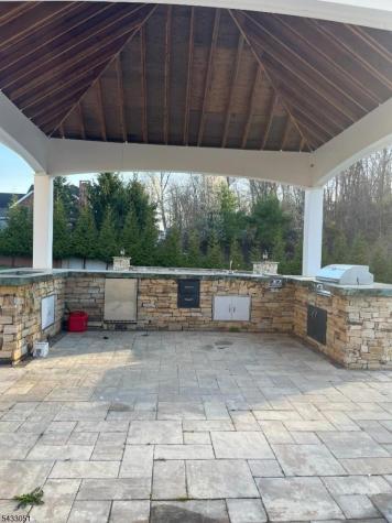 19 Violet Trail Lafayette NJ 07848