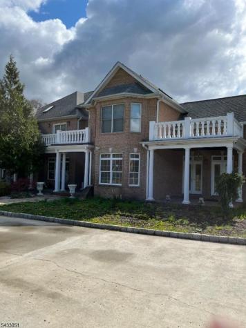 19 Violet Trail Lafayette NJ 07848