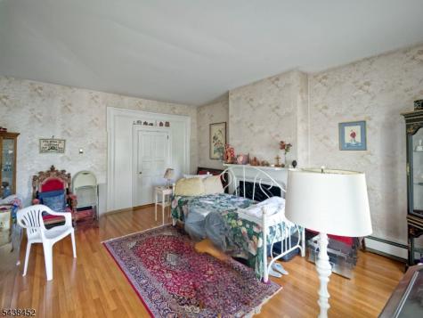 56 W Main Street Clinton NJ 08809