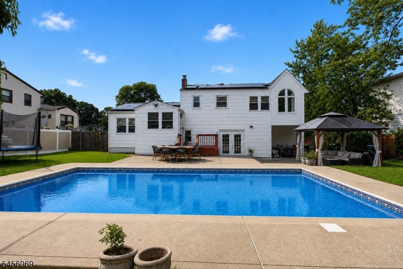 19 Joel Place Woodbridge NJ 08830