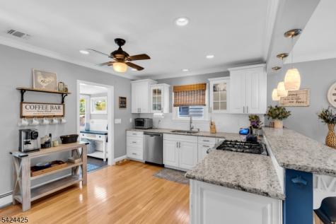 177 Navesink River Road Middletown NJ 07701