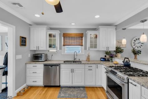177 Navesink River Road Middletown NJ 07701