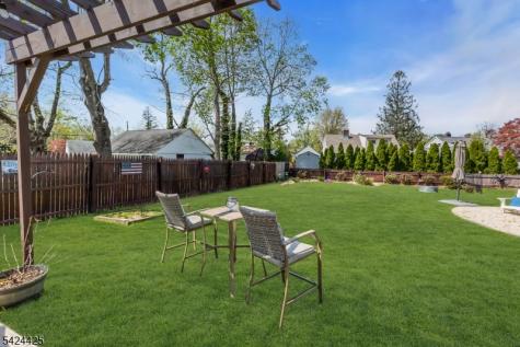 177 Navesink River Road Middletown NJ 07701