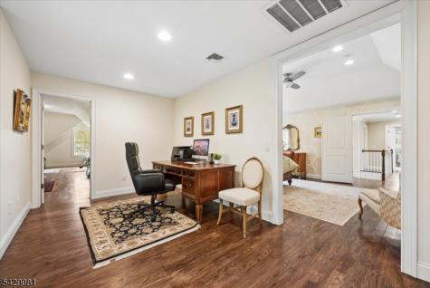8 Forest Drive Mendham NJ 07945