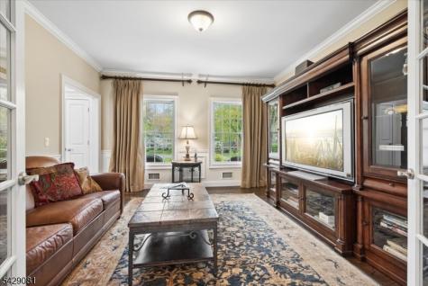 8 Forest Drive Mendham NJ 07945